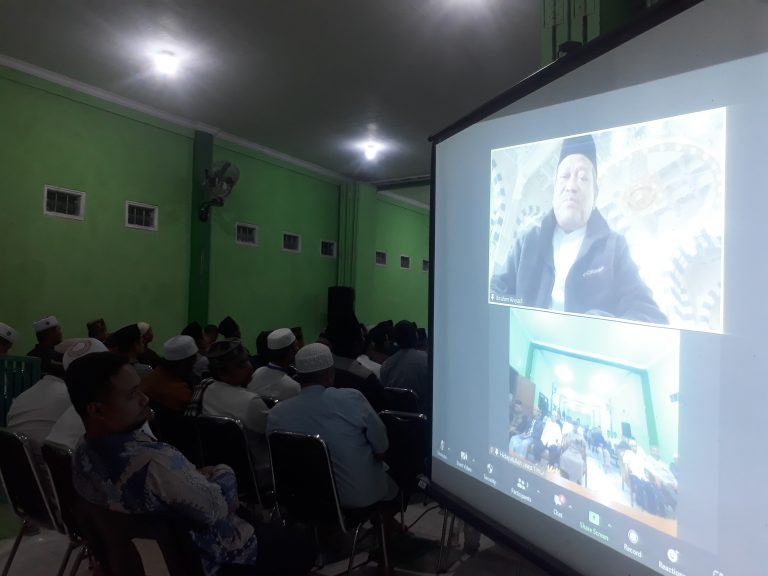 Beri Tausyiah, Ketua Pembina Hidayatullah Jatim Live dari Masjid Nabawi