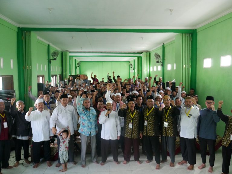 Tutup Rakernas, Ketua DPW Hidayatullah Jatim Ingatkan Bangun  Soliditas Tim