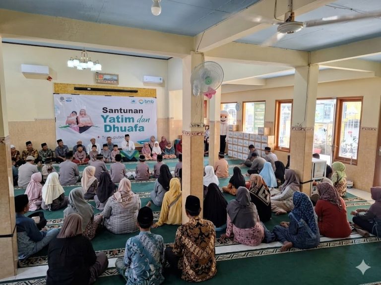 Berikan Kebahagiaan Yatim-Dhuafa, BMH dan DPD Hidayatullah Trenggalek Gelar Buka Puasa Bersama