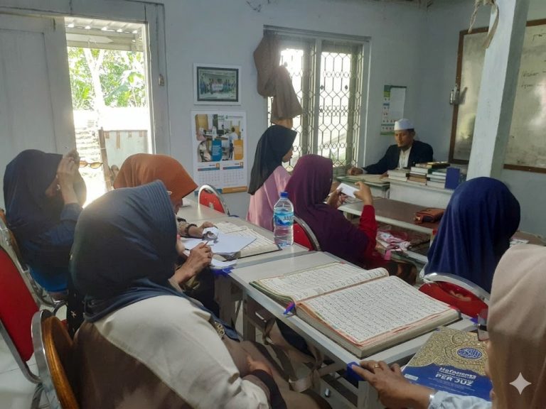 Perkuat Spiritualitas Lansia, DPD Hidayatullah Kota Mojokerto Intensifkan Pengajian Rutin di RQH