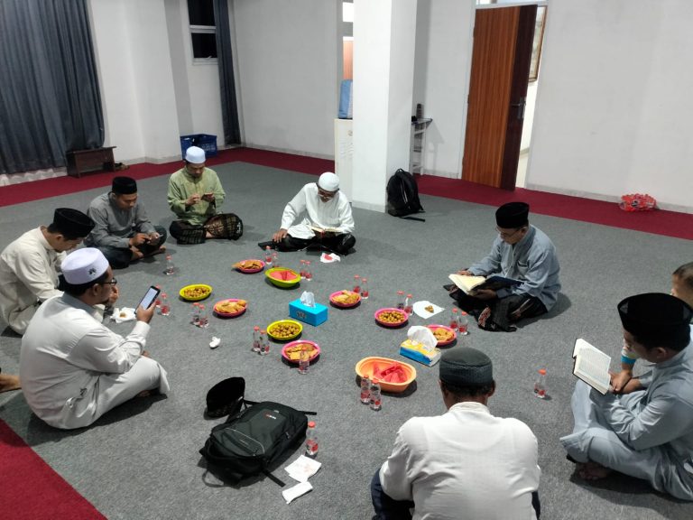 Perkuat Spiritualitas Kader, DPD Hidayatullah Kota Malang Gelar Halaqah Wustho di Ar-Rohmah