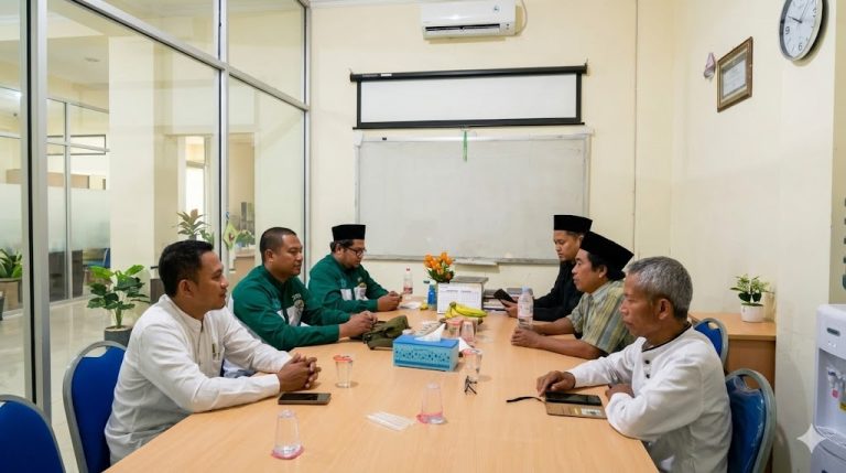 DPD Hidayatullah Sidoarjo dan BMH Perkuat Sinergi dalam Pertemuan Perdana Pasca Sertijab