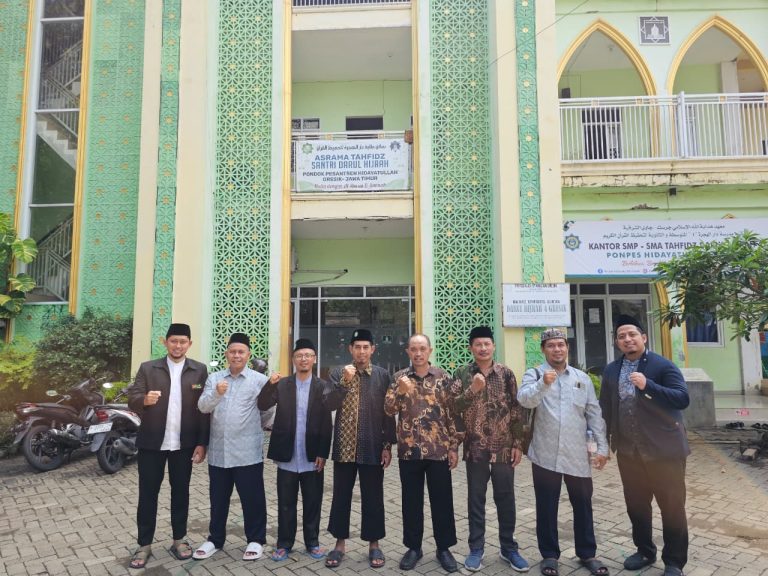 Perluas Jangkauan Pendidikan Al-Qur’an, Darul Hijrah Gresik Resmikan Kelas Tahfizh SMA