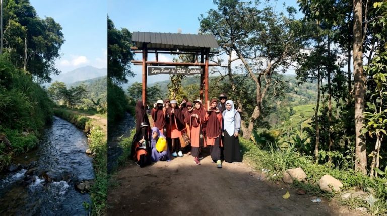 Kuatkan Fisik dan Ruhiyah, Puluhan Santriwati Darul Hijrah 10 Kota Mojokerto Taklukkan Bukit Cendono