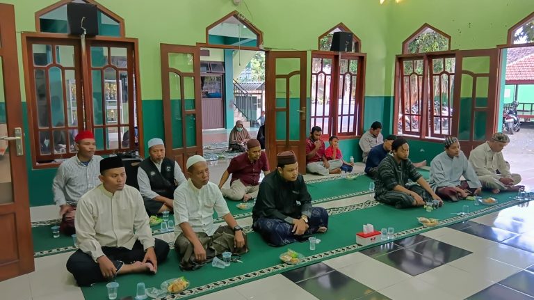 Merasakan Kesejukan Iman di Penghujung Pekan: Kesaksian Jama’ah Kajian Rutin DPD Hidayatullah Kota Madiun
