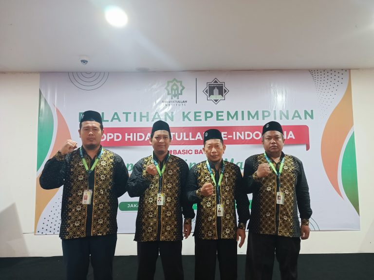 Kader Hidayatullah Jawa Timur Sabet Penghargaan Pemimpin Muda Terbaik 1 di Pelatihan Kepemimpinan Nasional Hidayatullah