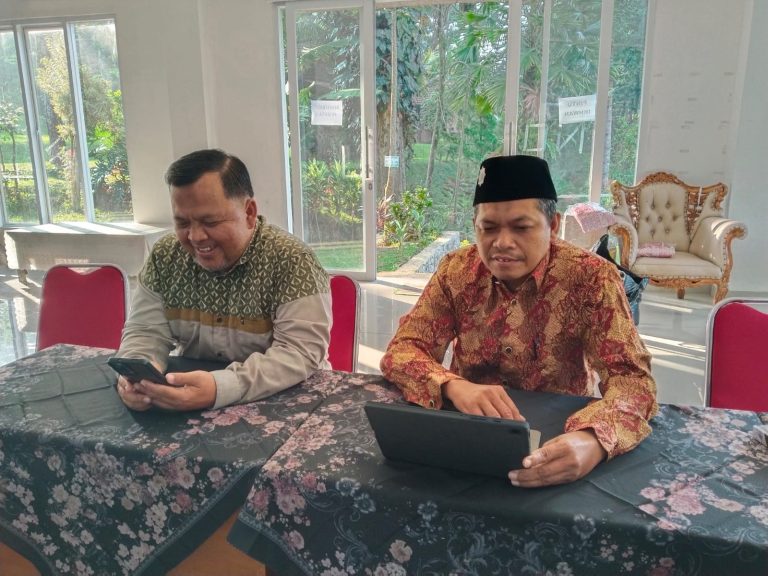 Sinergi Tanpa Batas: Kisah Keikhlasan Dua Pejuang Pendidikan Hidayatullah Jatim