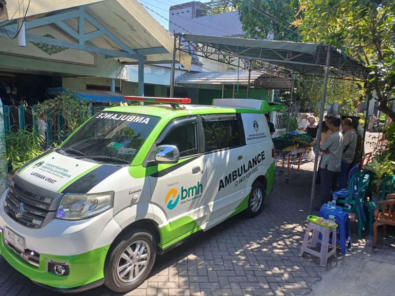 Bantu Warga Berduka, Depsos DPD Hidayatullah Surabaya Fasilitasi Pengantaran Jenazah ke Madiun